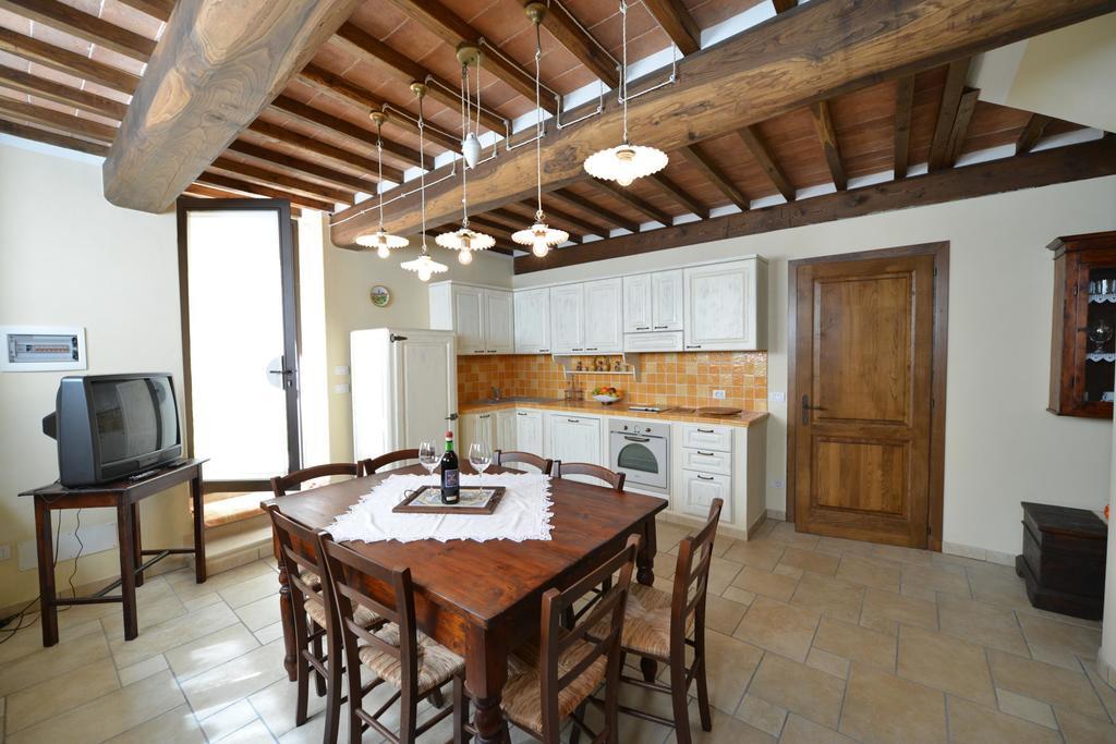 Casa Cristina Daire Radicondoli Oda fotoğraf