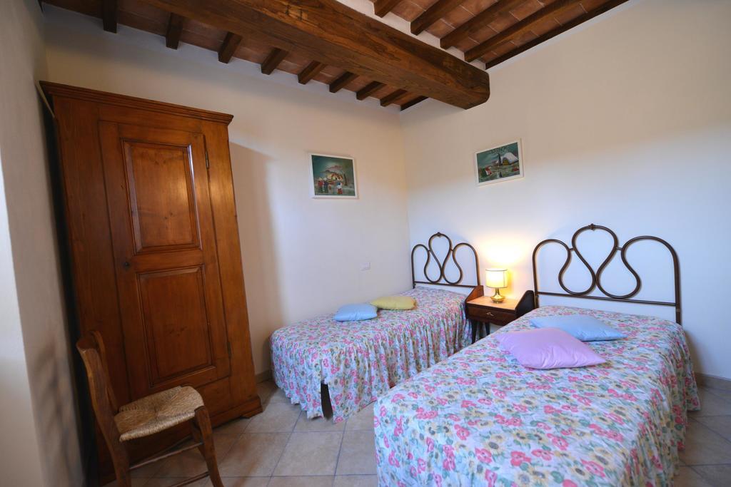 Casa Cristina Daire Radicondoli Oda fotoğraf