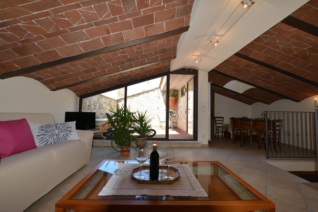 Casa Cristina Daire Radicondoli Oda fotoğraf